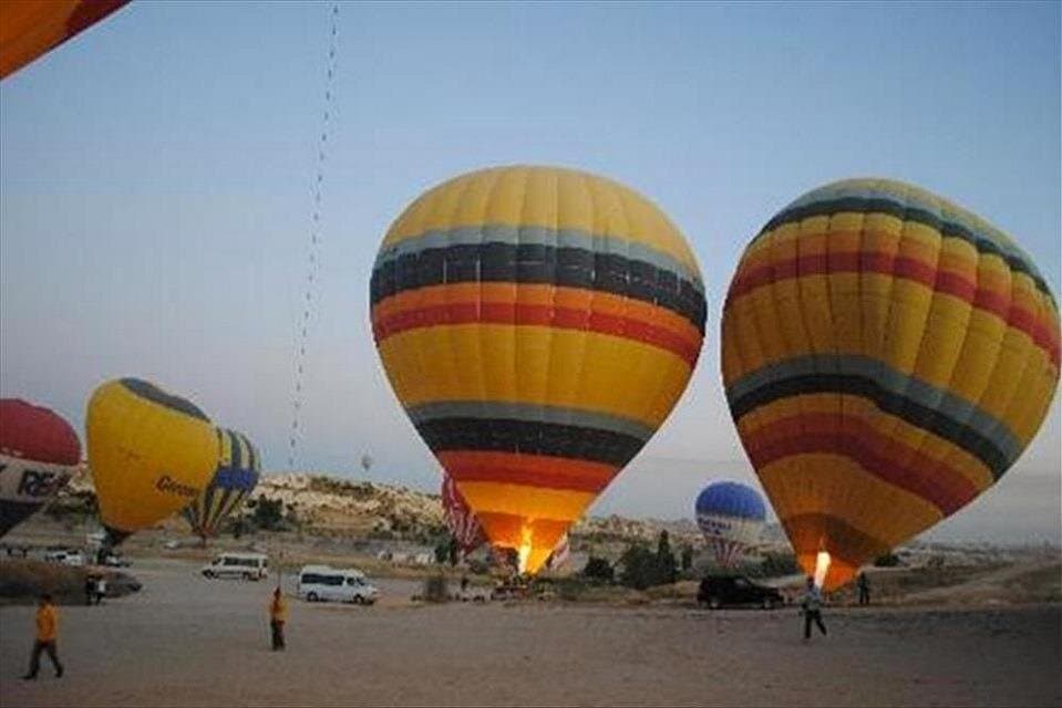 Luxor: Sunrise Hot Air Balloon Ride