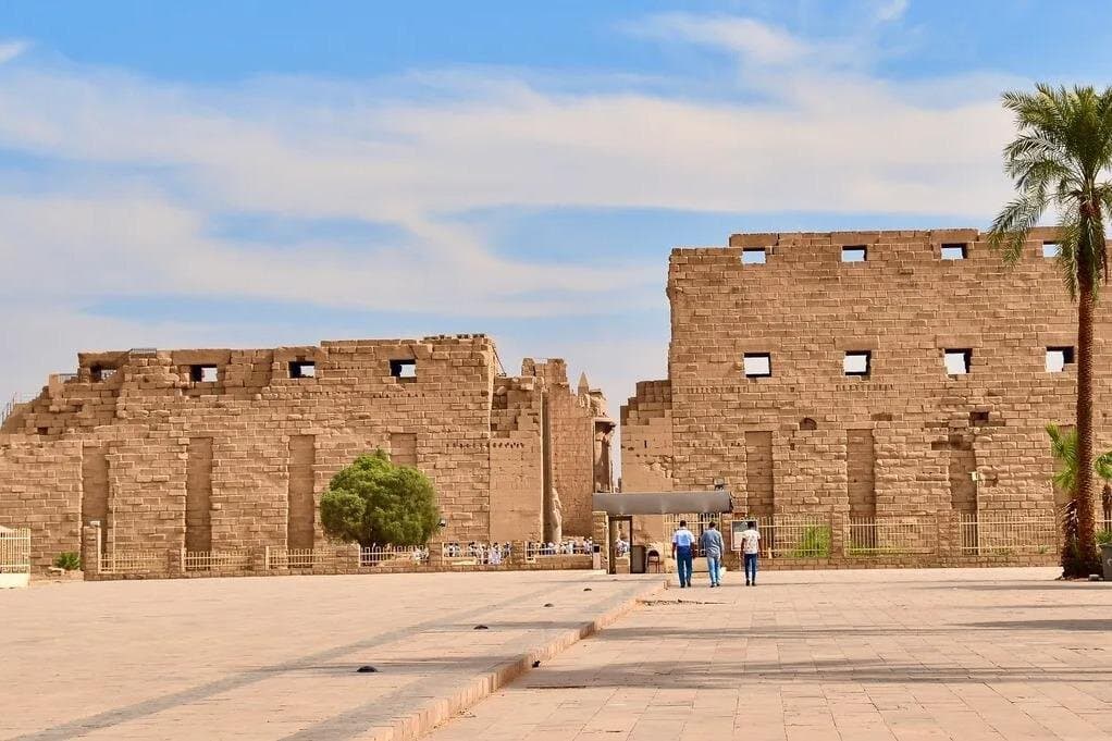 Private Full-Day Luxor Sightseeing Tour with lunch from Luxor