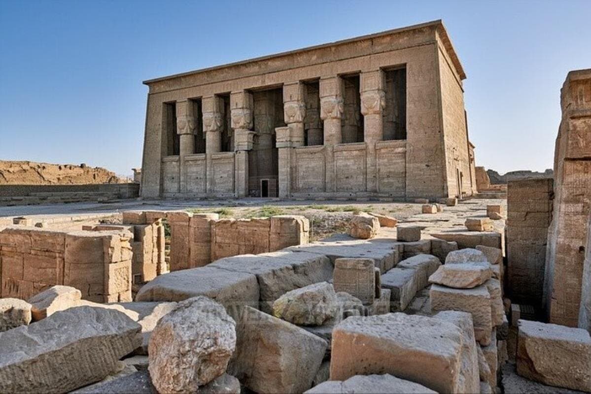 Private Day Trip to Dendara and Abydos Temples