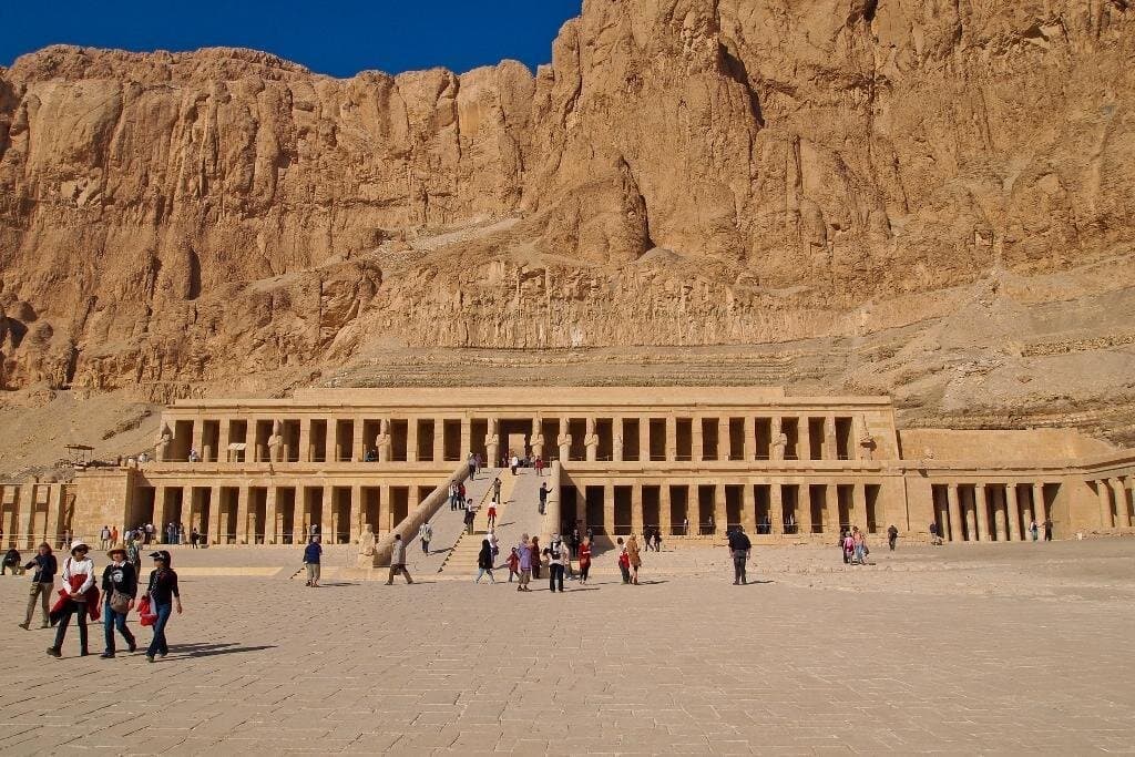 2-Day Tour: Karnak & Luxor Temples Valley of the Kings Hatshepsut Temple &Memnon