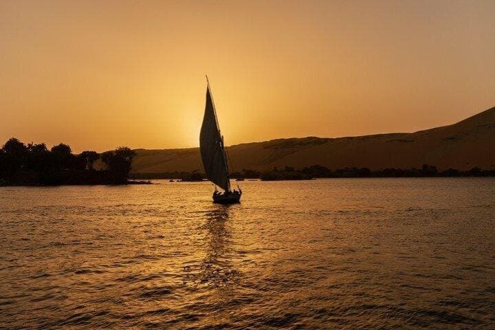 Private Karnak Temple Tour by Felucca from Luxor