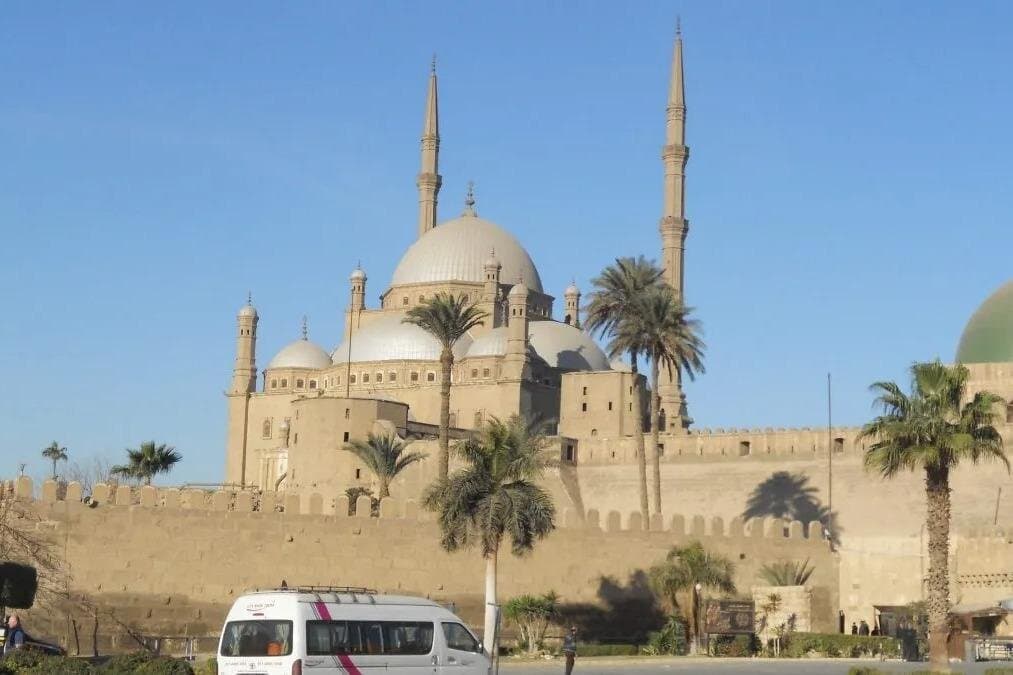 Cairo Private Tour to Egyptian Museum Citadel and Khan Khalili Bazaar