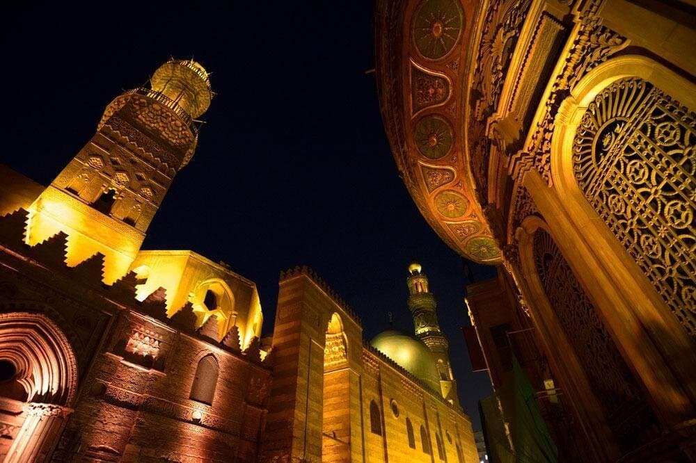Private Night tour of Cairo with Dinner