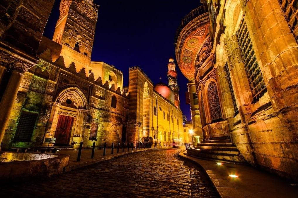 Private El Moez Street Tour in Cairo Tower