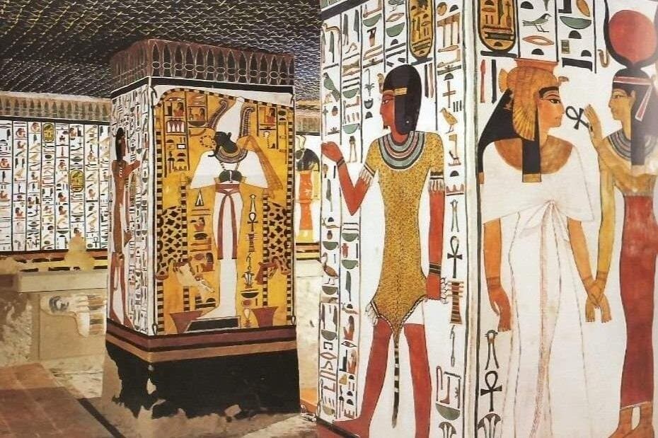 Luxor 2 days Tour From Hurghada with Museum and Artisans Valley