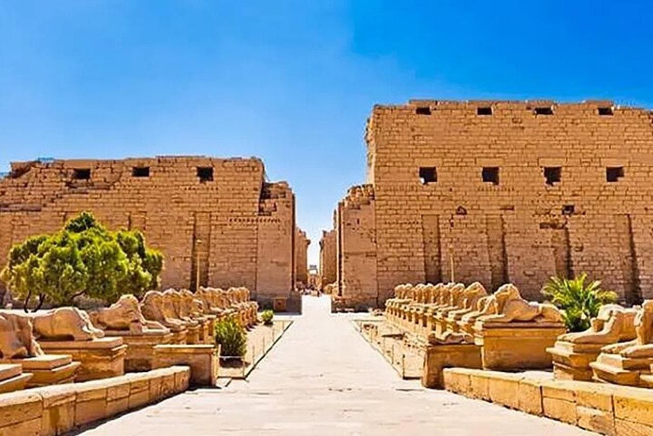 Private Full Day Tour in Luxor East and West