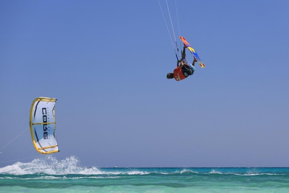 2 Days of Kite Surfing Excitement with Free Transfer – Hurghada