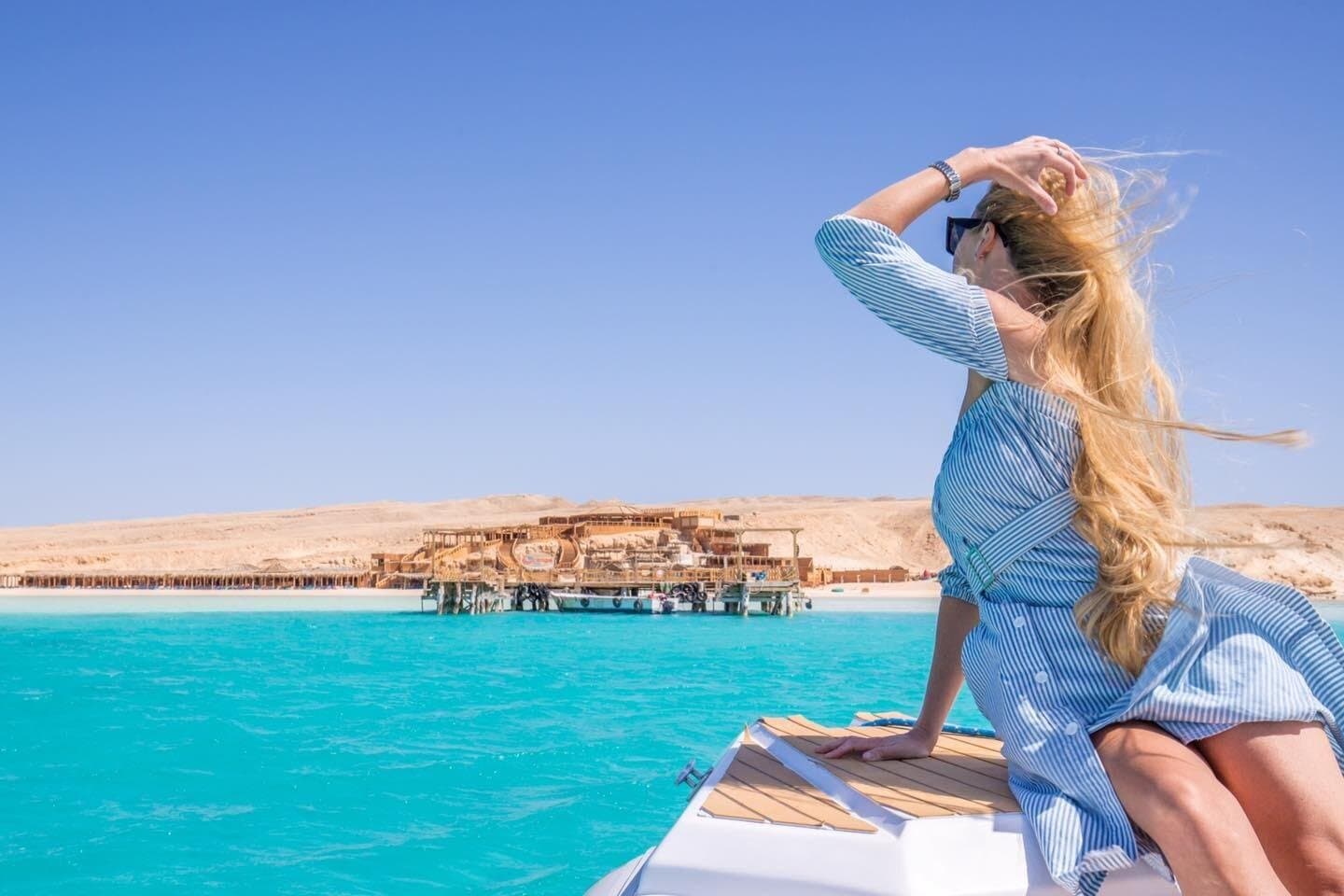 Private Speedboat to Orange Bay & Parasailing Adventure /Hurghada