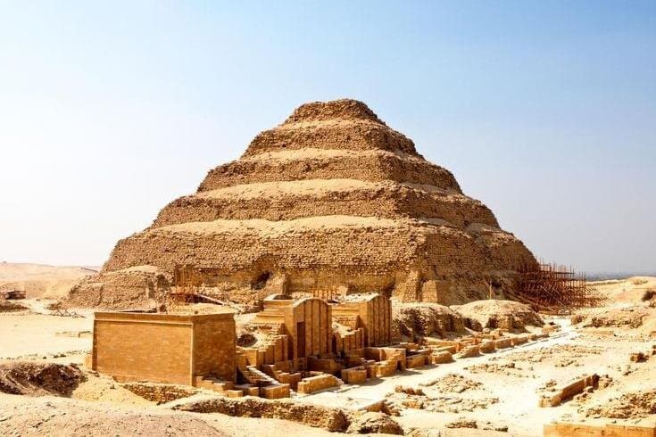 Giza Pyramids, Memphis, and Saqqara Day Trip