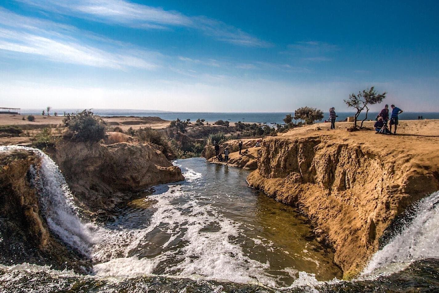Tour to Whale Valley & Wadi El Rayan Waterfalls from Cairo