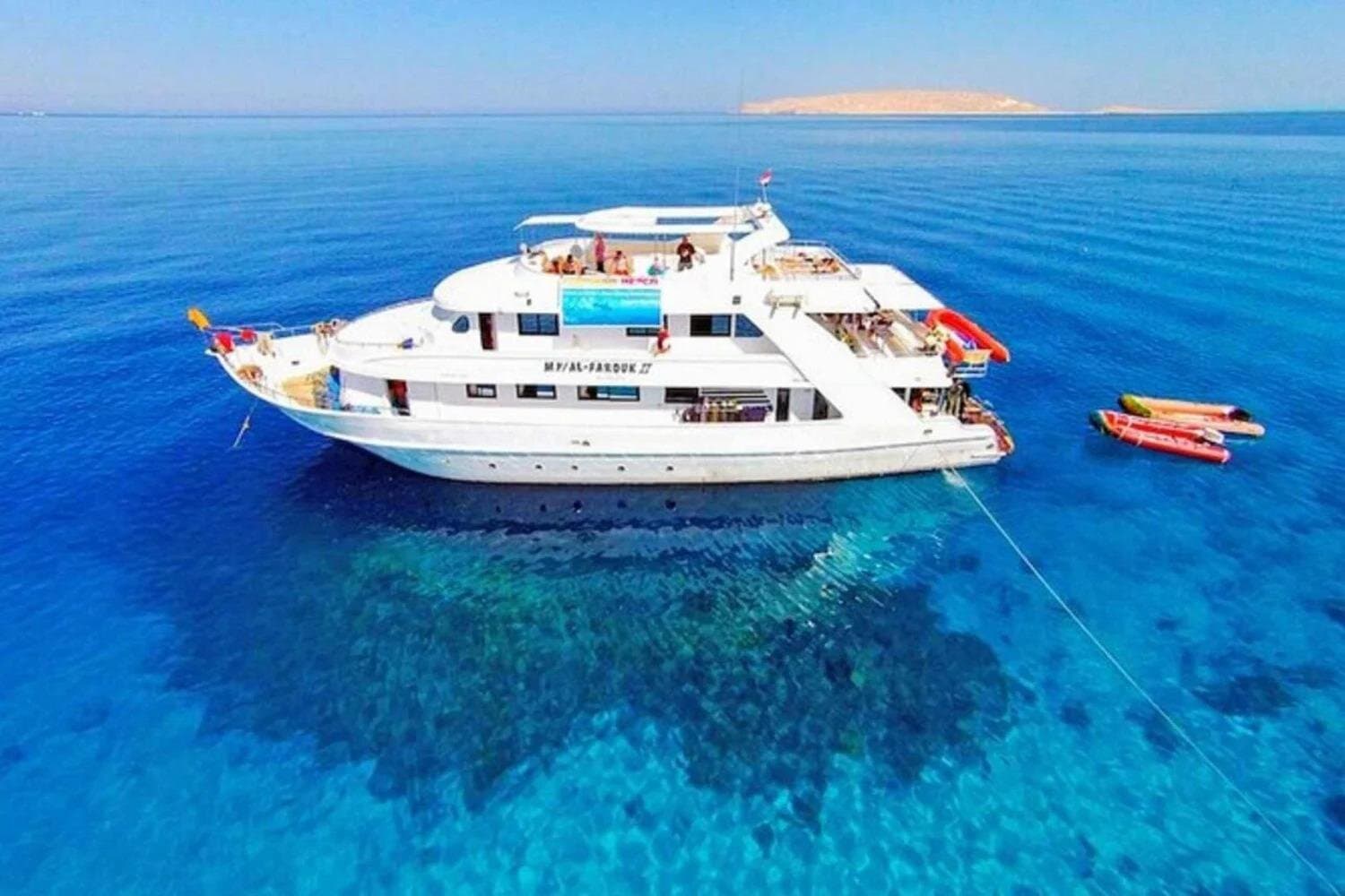 Private Luxury Boat Trip to Ras Mohamed and White Island