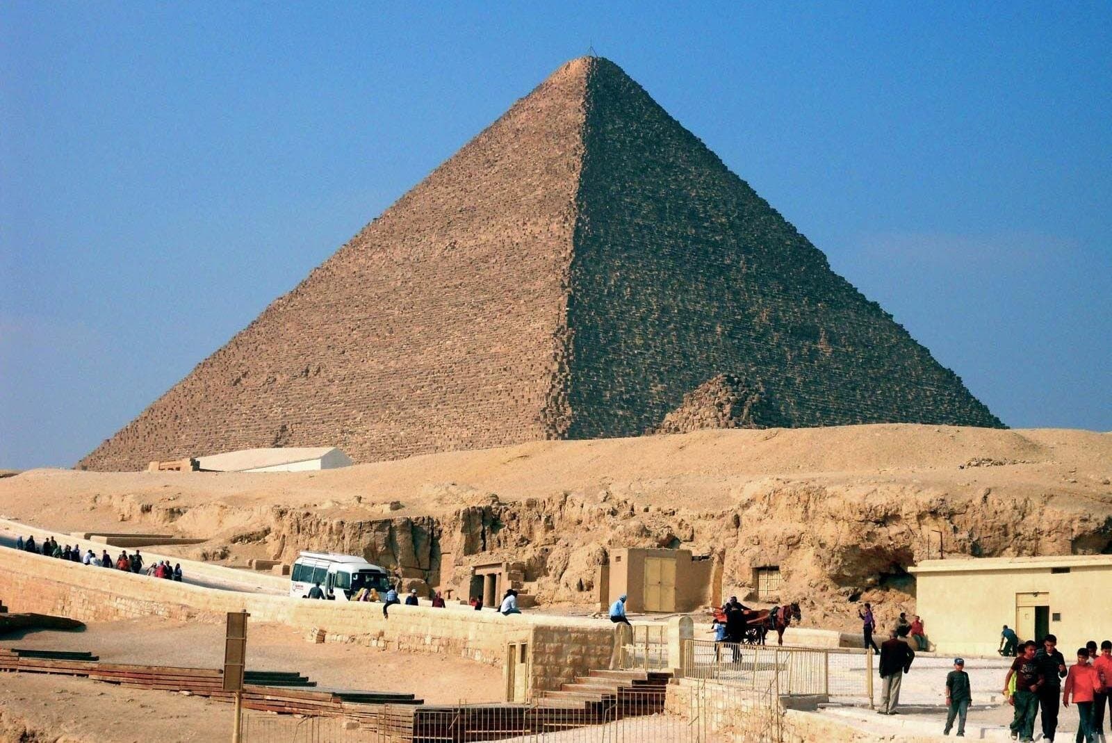 Pyramids of Giza and Sphinx Skip the Line Ticket