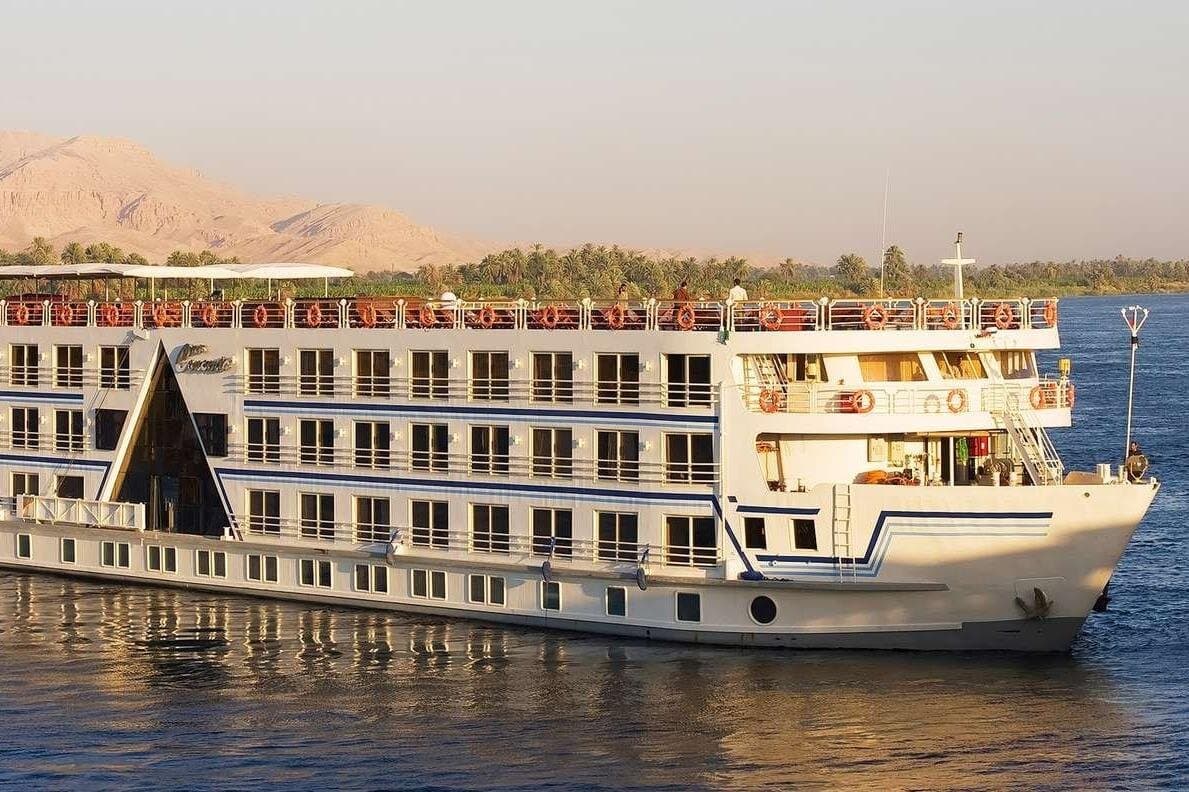 Nile Cruise from Luxor to Aswan 4 Nights 5 Days w/ Private Sightseeing