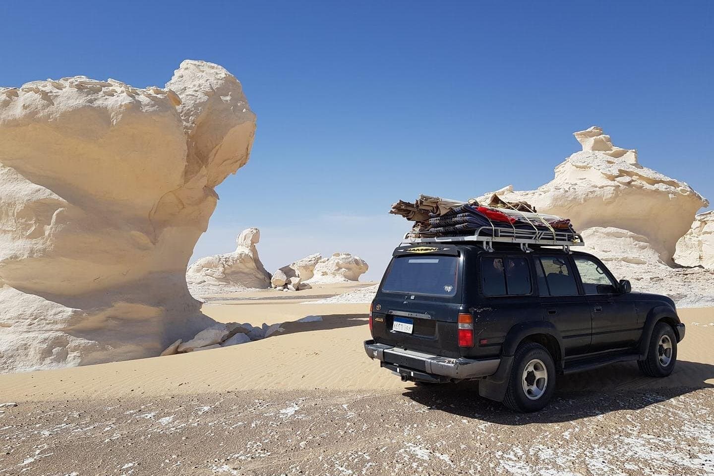 White desert and Bahariya oasis 2 day tour
