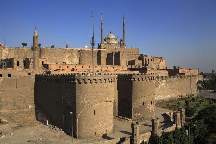 Day Tour to Egyptian Museum Citadel and Old Cairo with Lunch