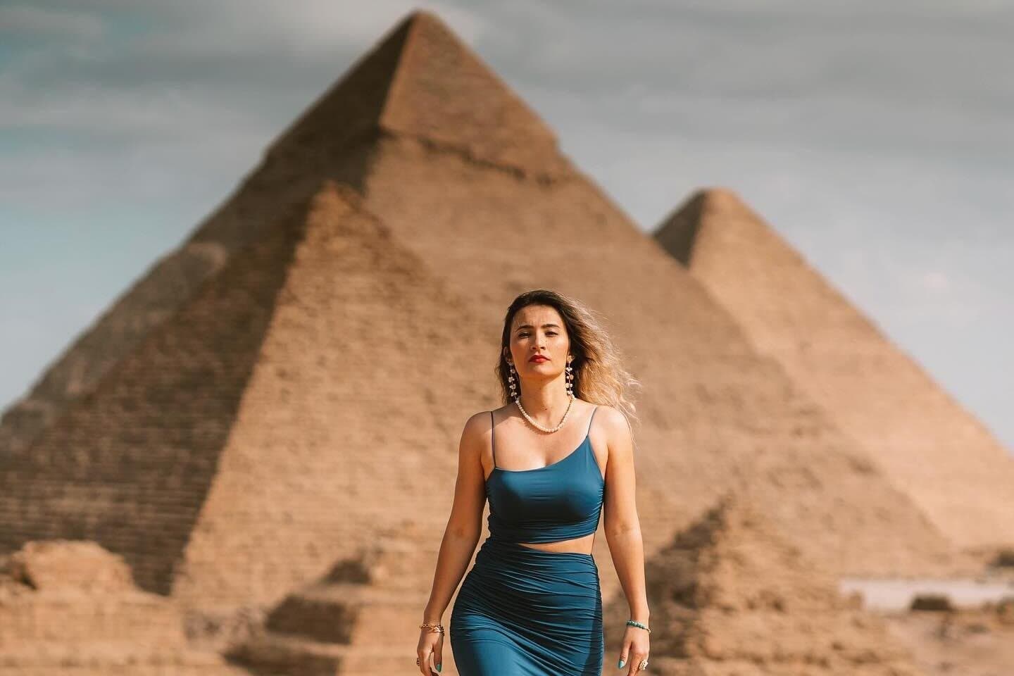 8Hour Private Tour:Giza Pyramids,Sphinx,Egyptian Museum & Lunch