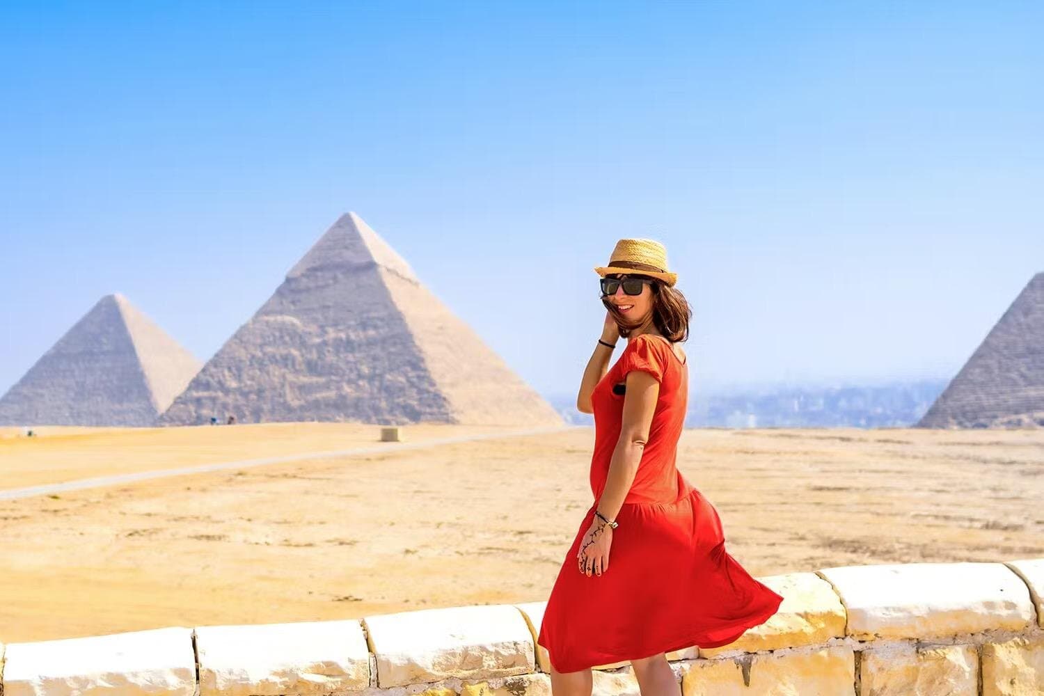 Giza Pyramids Entry Ticket with Skip-the-line and Audio Tour
