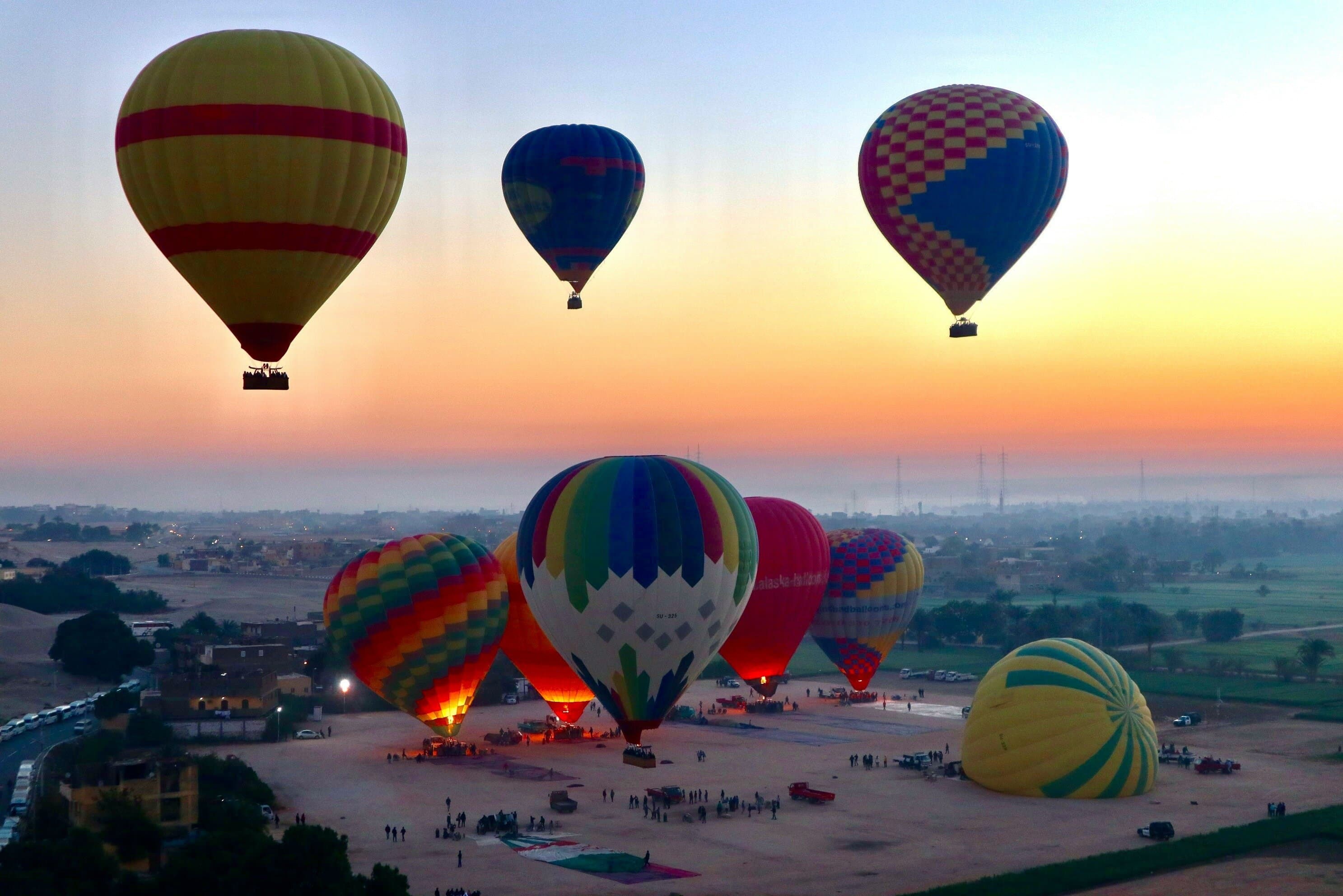 2 Day Luxor Adventure with Hot Air Balloon, Guide and Tickets