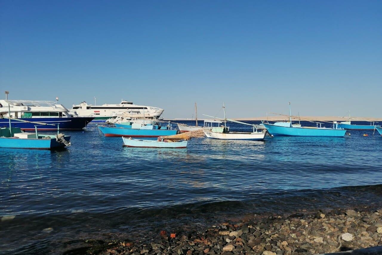 Hurghada Private Guide City Tour and Shopping Stop