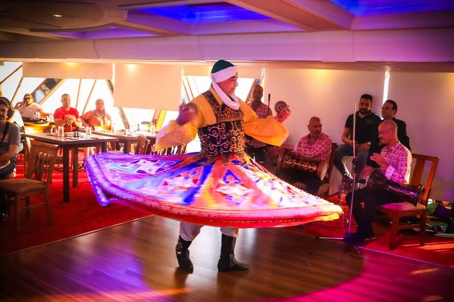Dinner Cruise on the Nile River with Buffet, Cultural Show