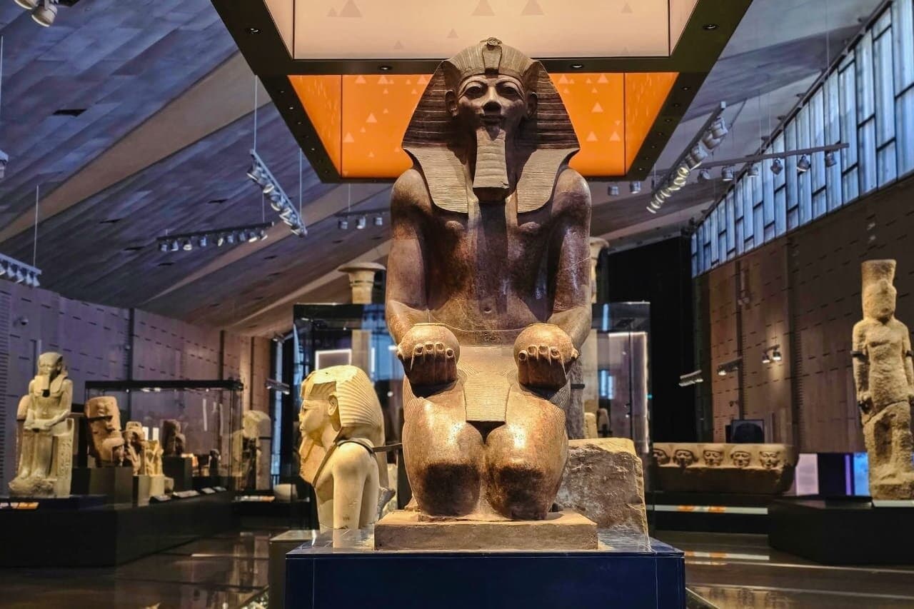 VIP Cairo with Flight GEM and Pyramids and Citadel without Shopping