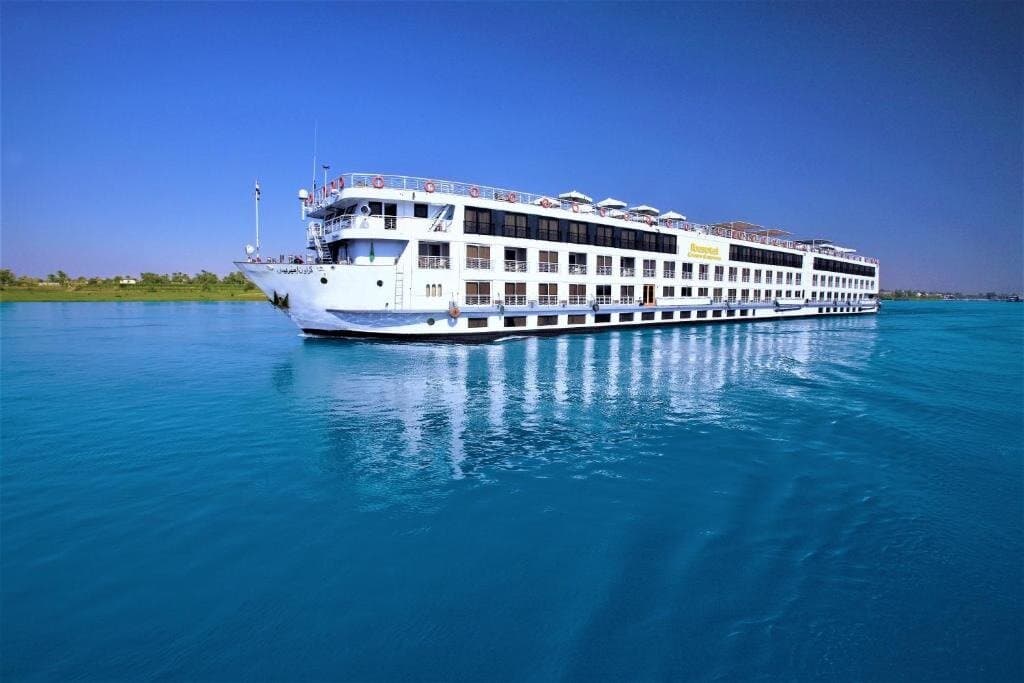Luxor to Aswan 4-Night Nile Cruise from Hurghada