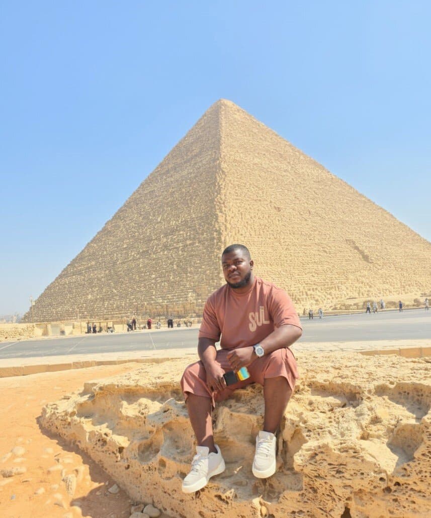Layover Tour Pyramids and Grand Egyptian Museum Private Transfer